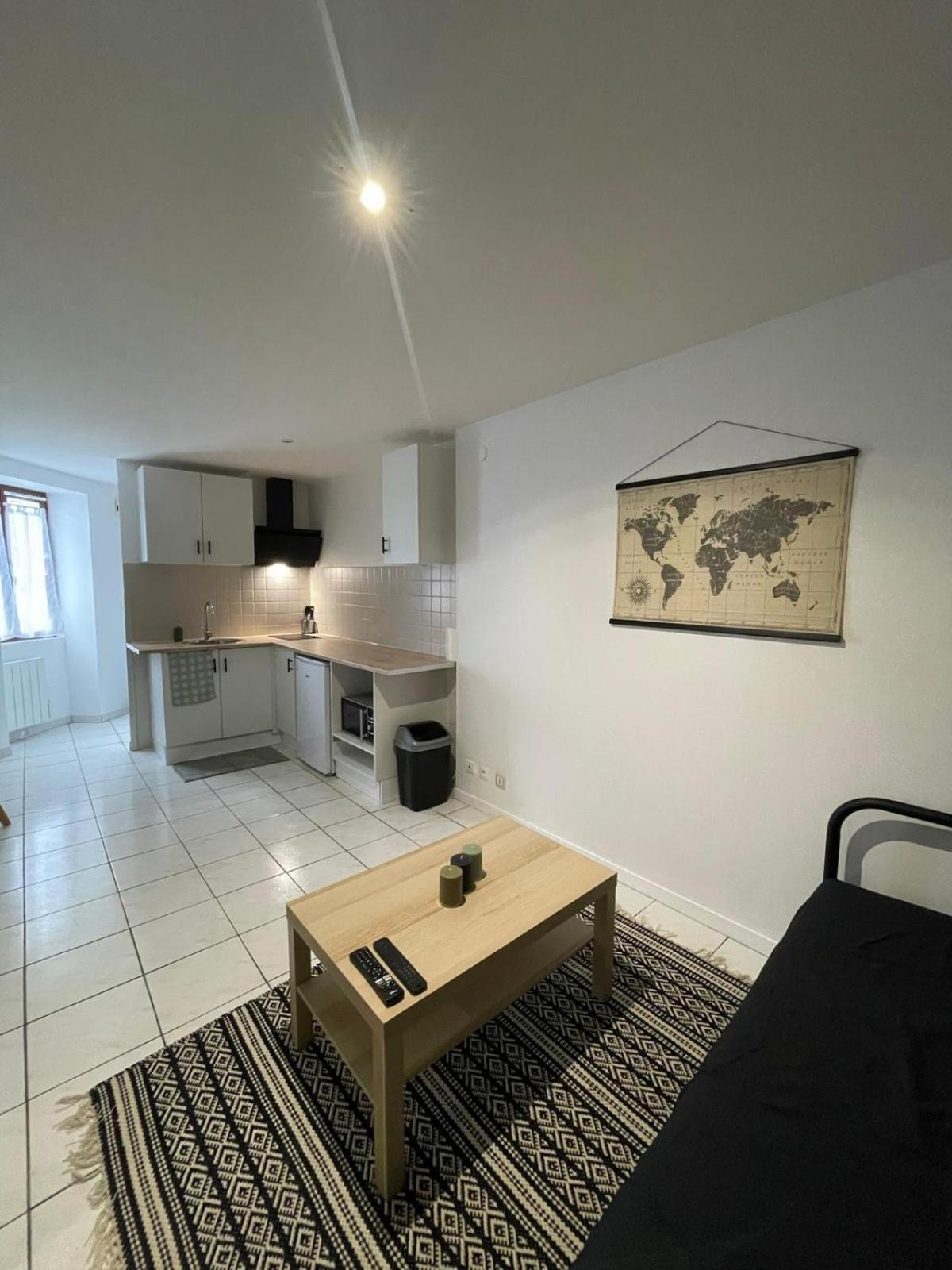 Charmant Studio L'Arnon A Issoudun Extérieur photo